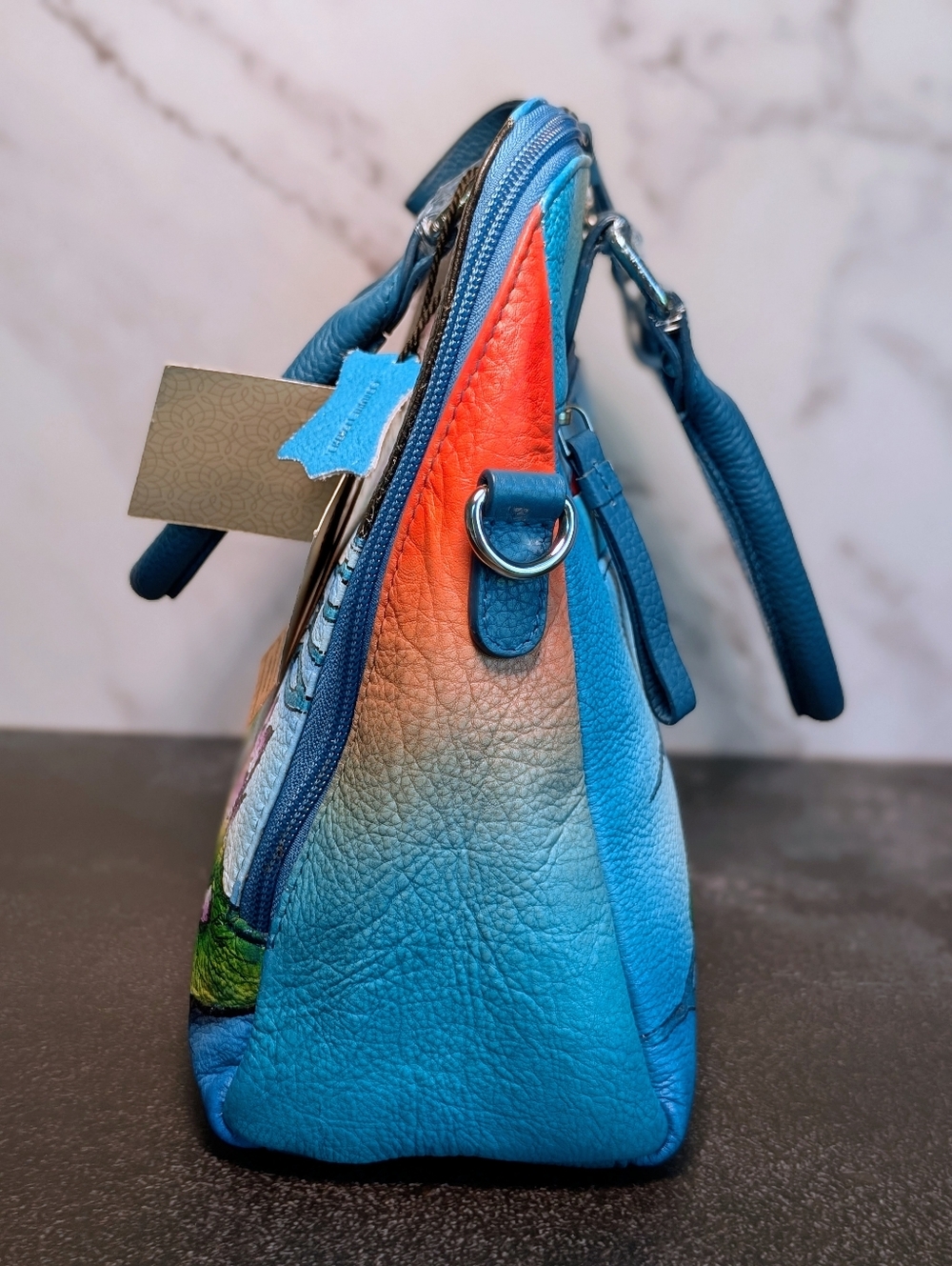 Sukriti Hand-Painted Swan Leather Handbag - Picture 4 of 10
